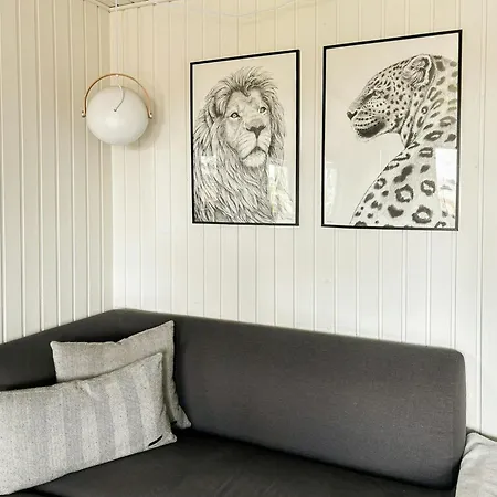 Semesterbostad Cozy House Close To And Nature