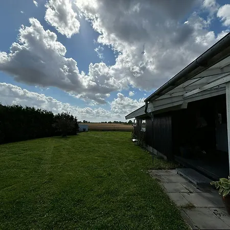 Cozy House Close To And Nature Semesterbostad *